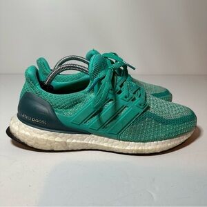 adidas Ultra Boost Running Womens Size 7 Sneakers Athletic Shoes (232 Box 26)